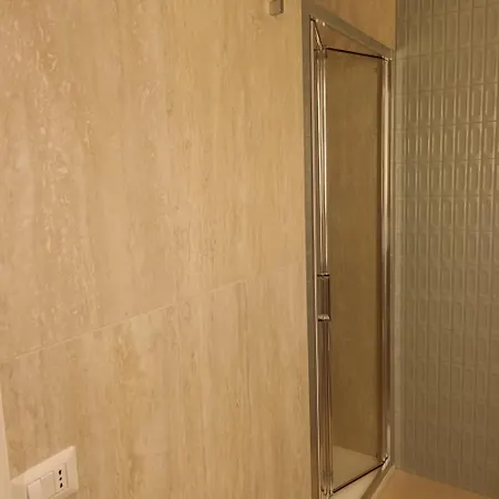 Dante Alighieri 528 Lägenhet