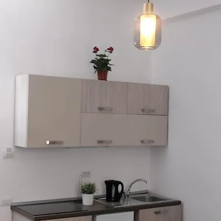 Dante Alighieri 528 Apartment *