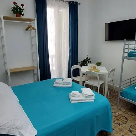 Apartment Dante Alighieri 528 *